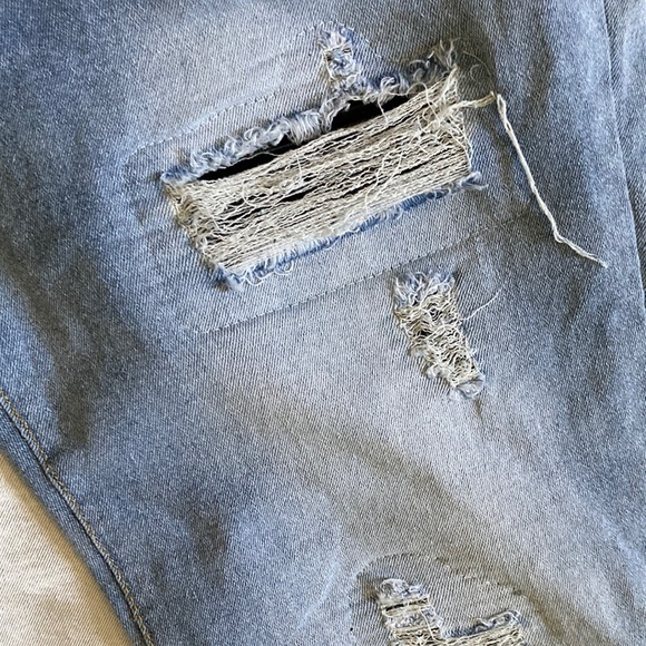 AMIRI Blue Distressed Men's Jeans Size 38X28 - Picture 4 of 14